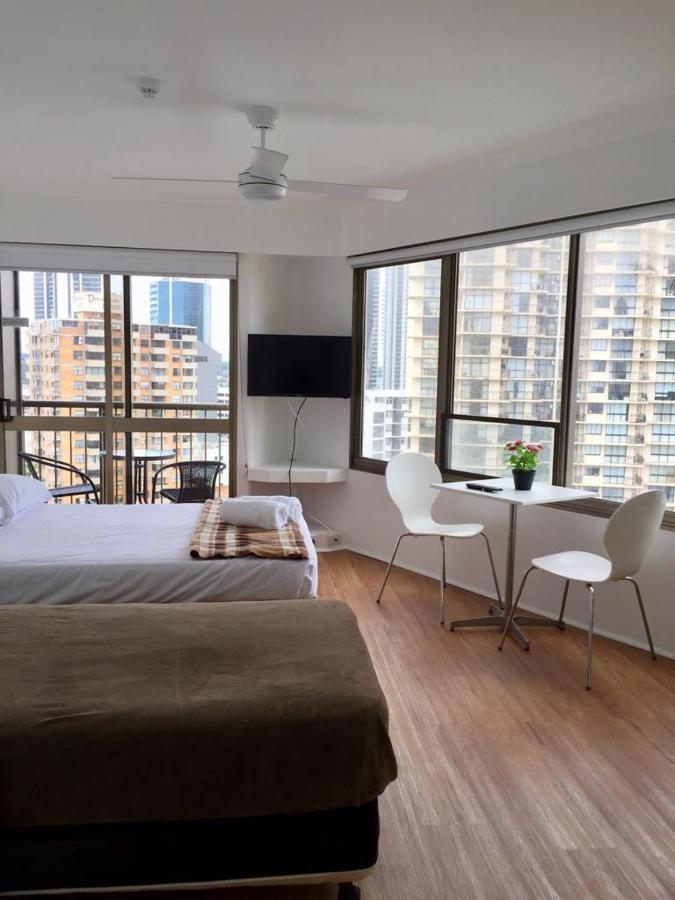 Surfers Holiday Apartments Gold Coast Exterior photo