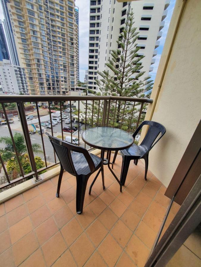 Surfers Holiday Apartments Gold Coast Exterior photo